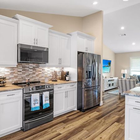 Fully Remodeled Electric-Heated Pool Home On Gulf-Access Canal - Villa Sunny Cape Coral Exteriör bild